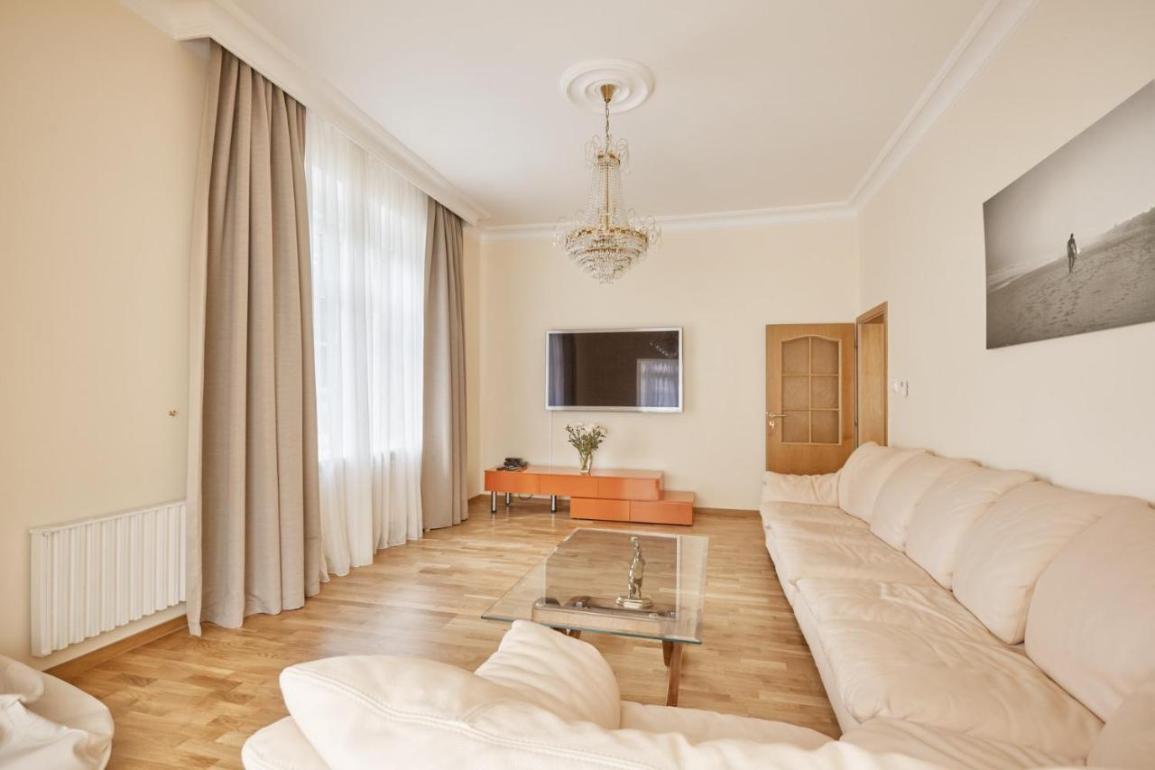 Villa Deluxe Apartments Карловы Вары Экстерьер фото