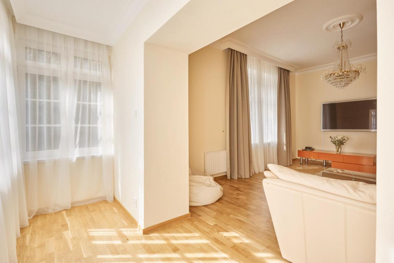 Villa Deluxe Apartments Карловы Вары Экстерьер фото